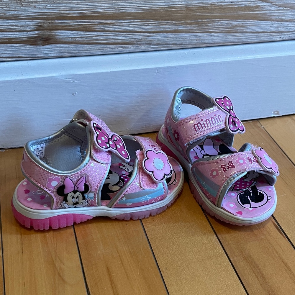 Minnie Mouse Pink Toddler Light up Sandals